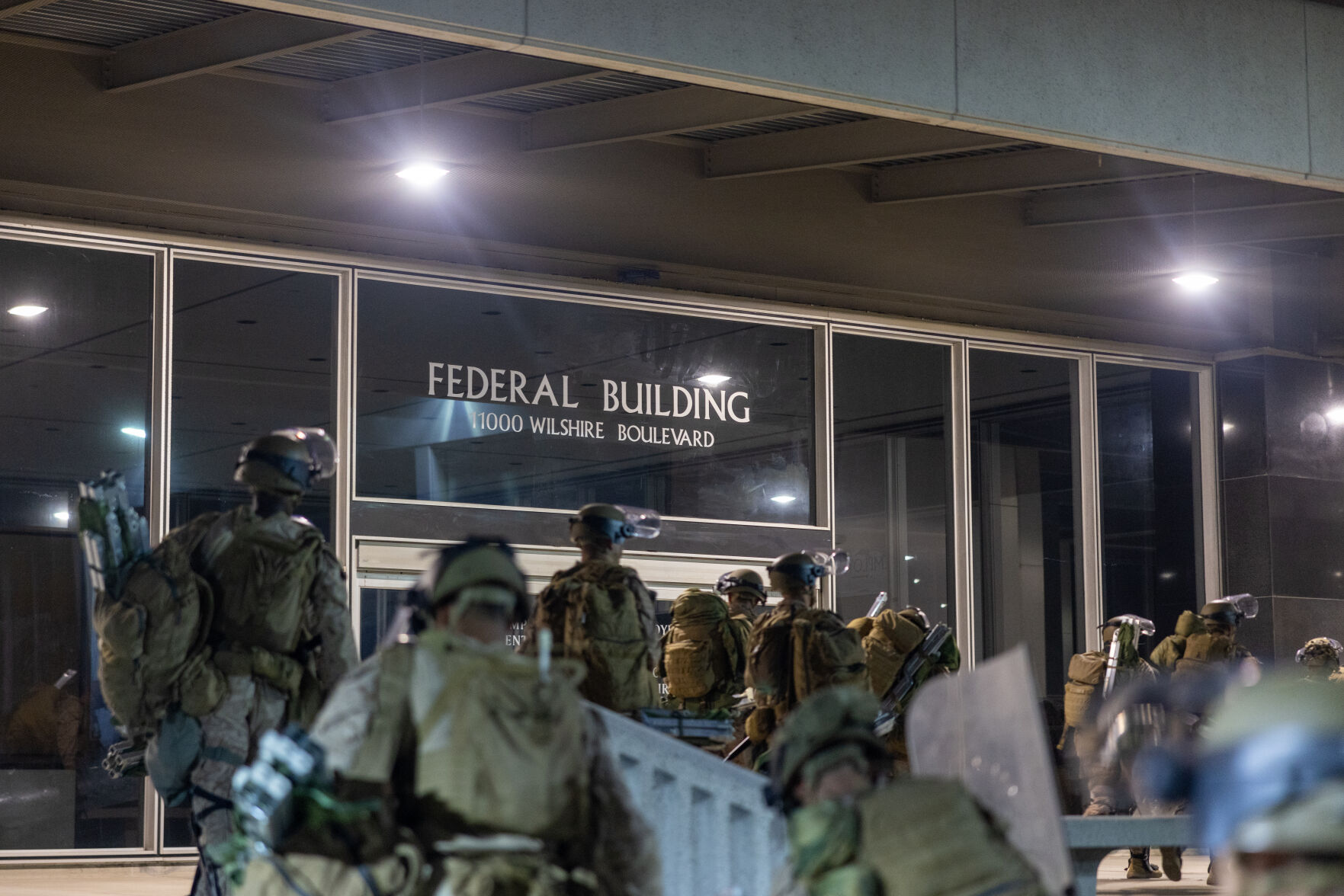 Marines arrive in California to support National Guard - 6-12-2025 4